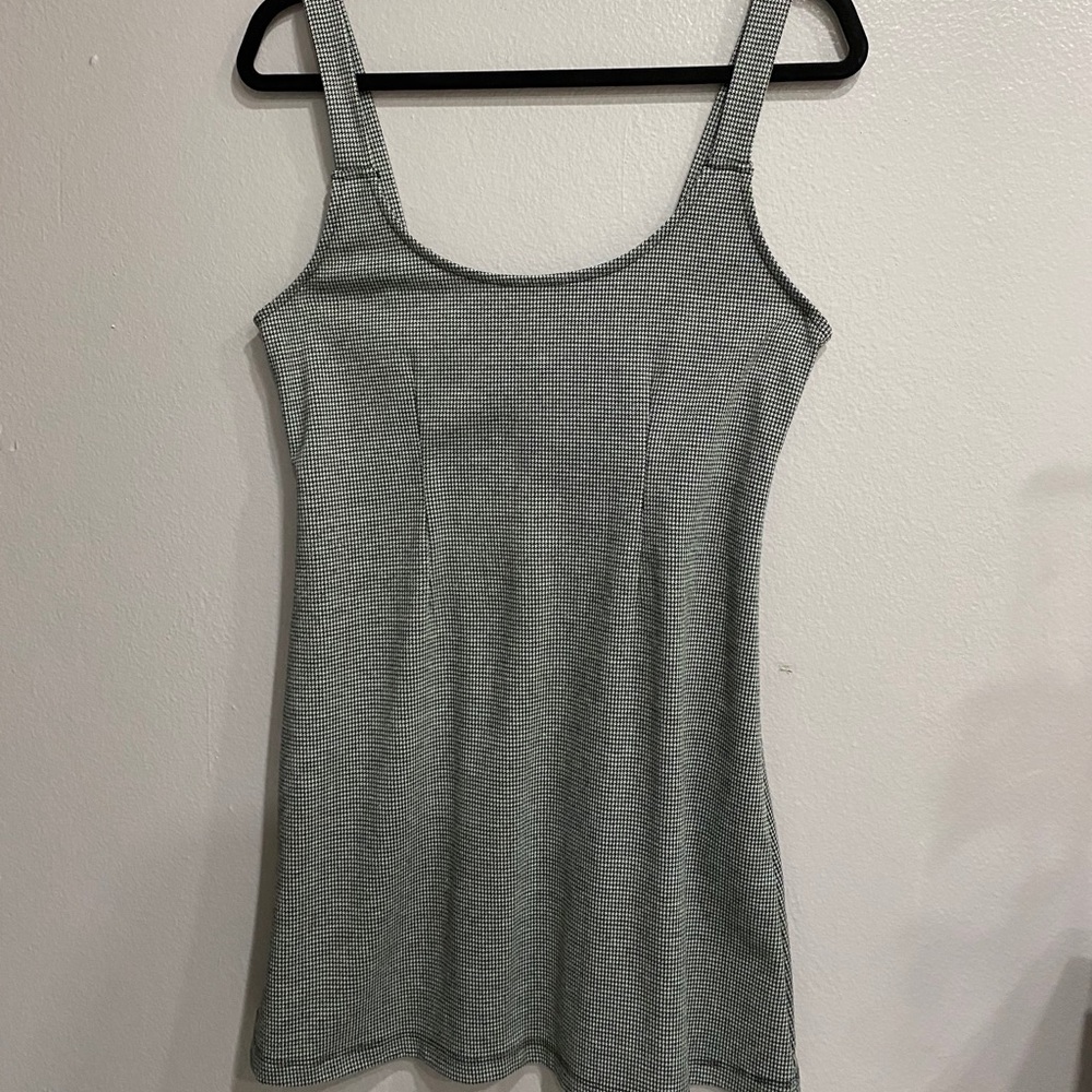 very cute, tight mini dress from forever 21